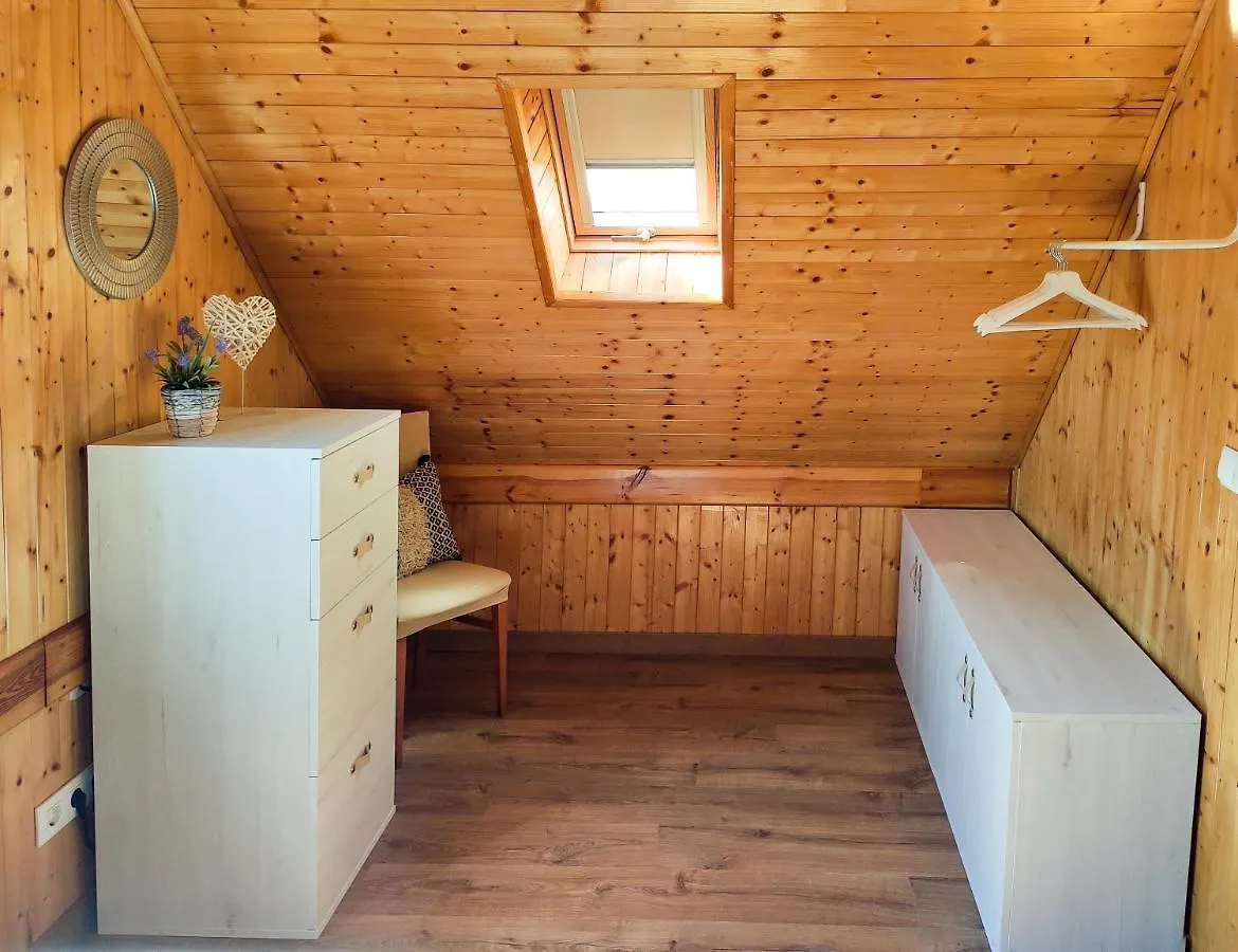 Villa Casita De Madera Gerona Ferienhaus